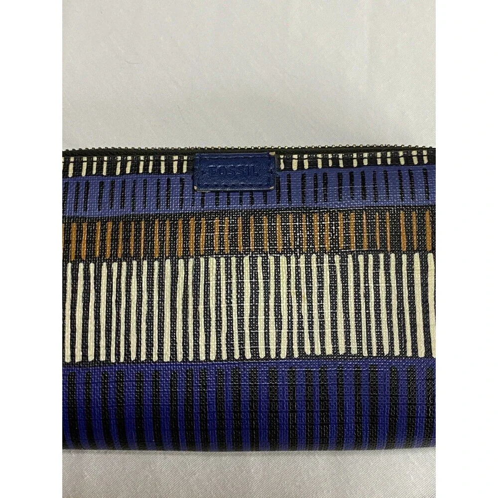 Fossil zip wallet Clutch blue Multi Color pattern card holder change pocket